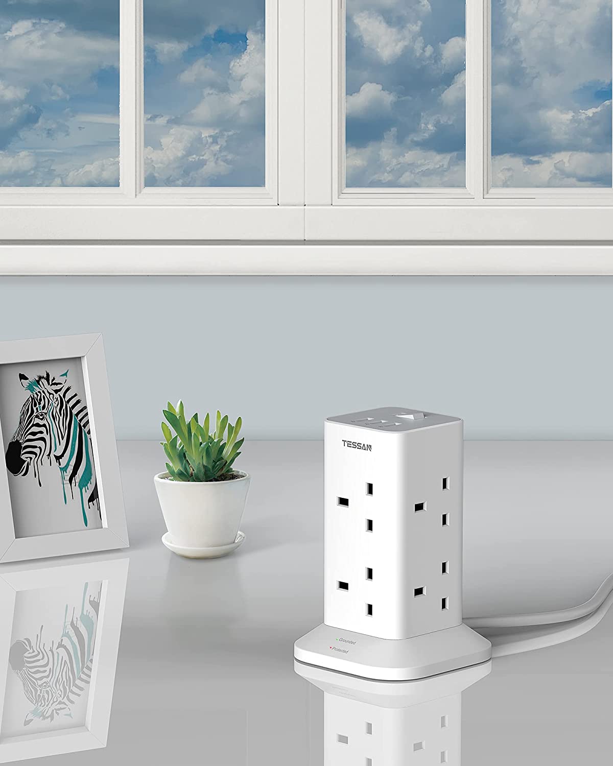 Power Strip Tower 8 AC ports and 3 USB slots 2M